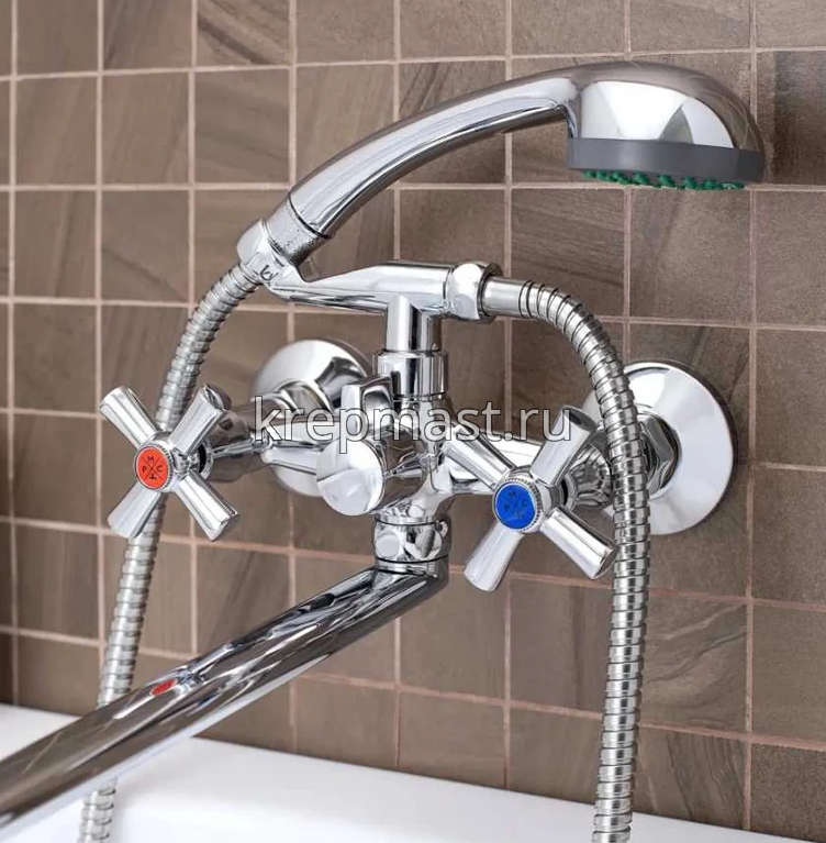 Смеситель д/ванны SL 138-140Р